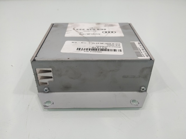 8E9035223 VAG Amplificador de sonido del sistema de audio comprar Alcalá