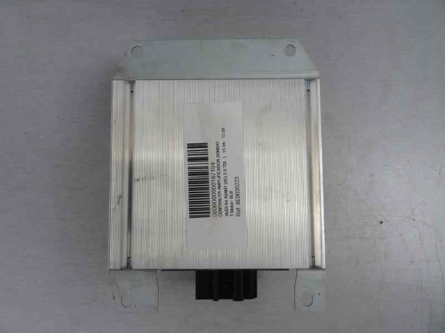 VAG 8E9035223 Amplificador de sonido del sistema de audio  en stock Salamanca