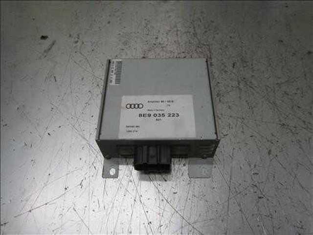 8E9035223 Amplificador de sonido del sistema de audio  disponible Burgos