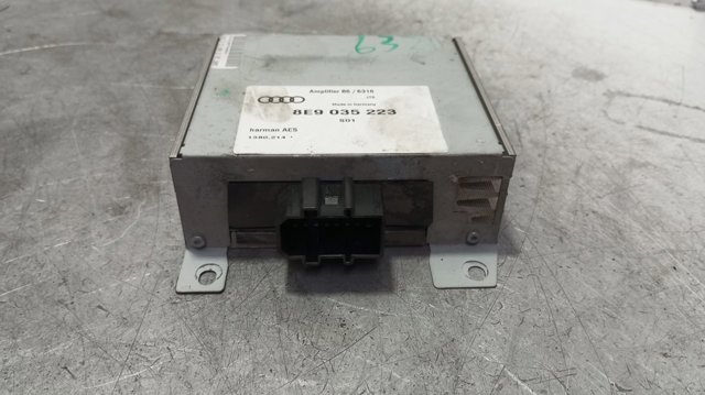 8E9035223 Amplificador de sonido del sistema de audio comprar Sevilla