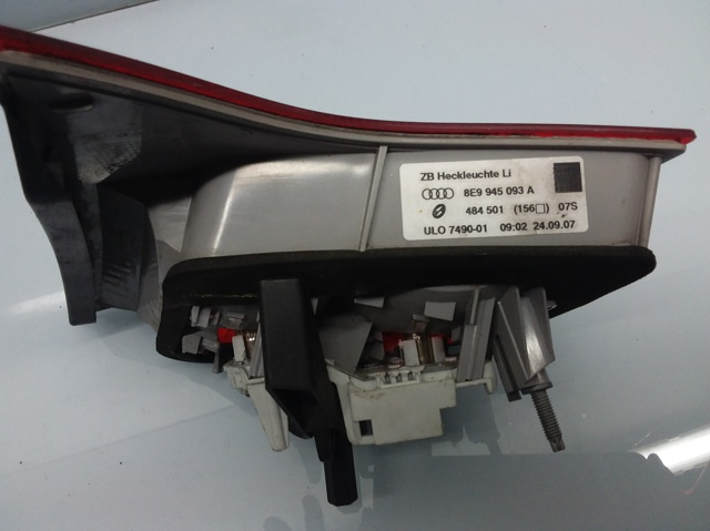 8E9945093 VAG Piloto trasero interior izquierdo  en stock Huelva