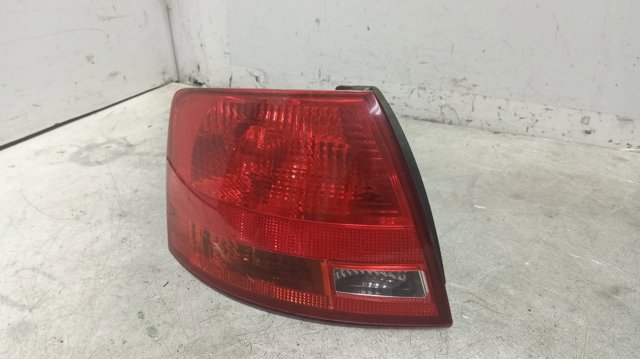 VAG 8E9945095E Piloto trasero exterior izquierdo comprar Pamplona