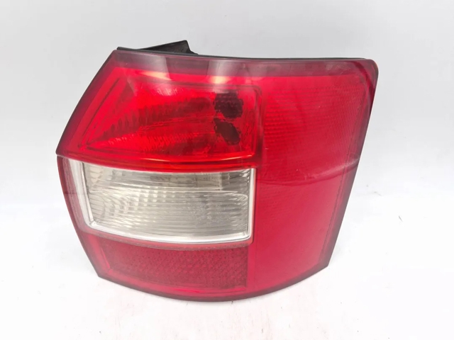 8E9945096A VAG Piloto trasero derecho  en stock Gandía