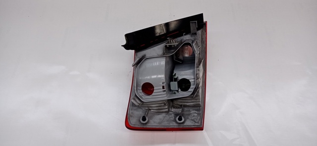 8E9945096E VAG Piloto trasero exterior derecho  en stock Gandía