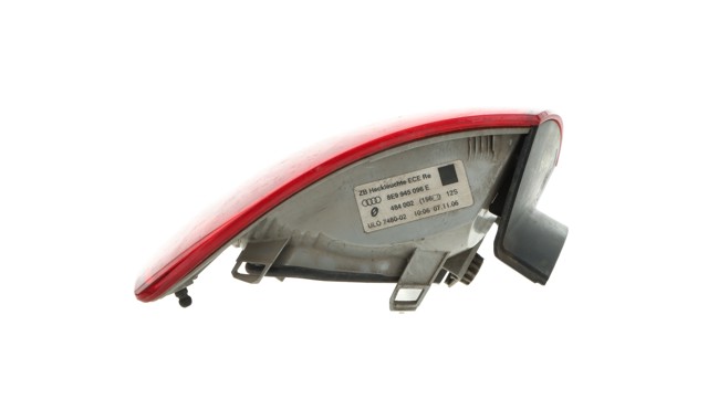 8E9945096E Piloto trasero exterior derecho  disponible Utrera