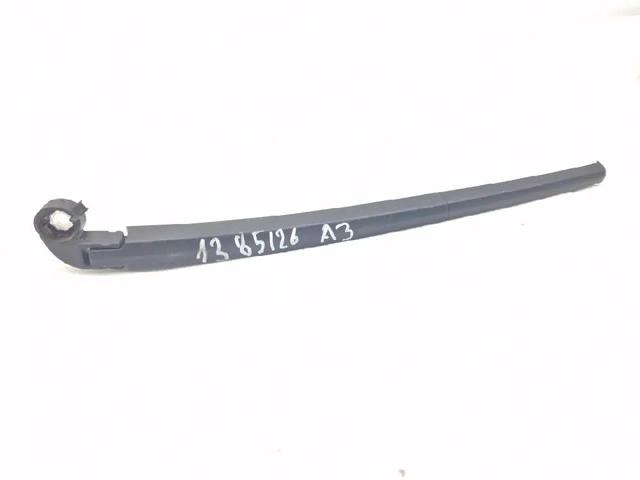 8E9955407C Brazo del limpiaparabrisas, trasero  en stock Granada