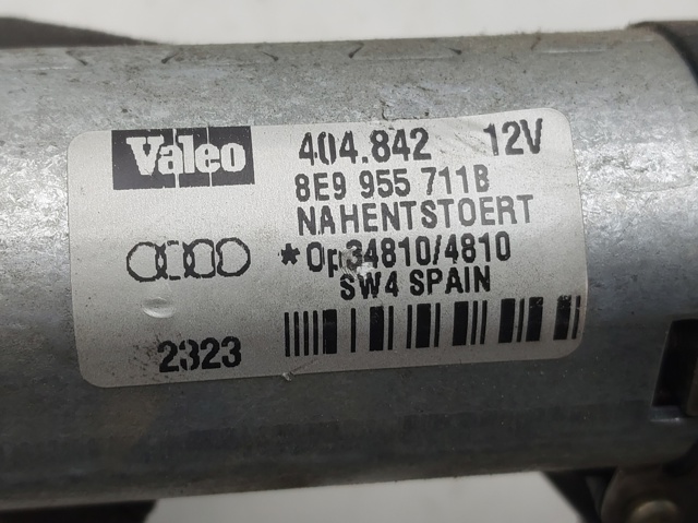 8E9955711B Motor del limpiaparabrisas trasero  disponible Utrera