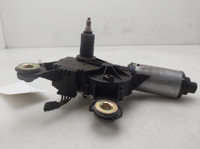 VAG 8E9955711B Motor limpiaparabrisas, trasera  en stock Salamanca