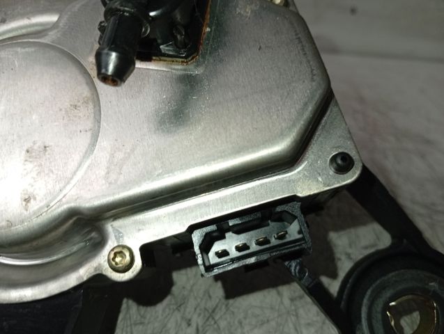 VAG 8E9955711C Motor del limpiaparabrisas trasero  disponible Valladolid