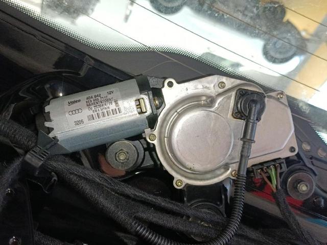 VAG 8E9955711C Motor del limpiaparabrisas trasero  disponible Lugo