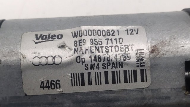 8E9955711D Motor del limpiaparabrisas trasero  disponible Utrera