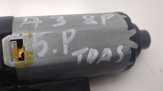 8E9955711D Motor limpiaparabrisas, trasera  en stock Sabadell