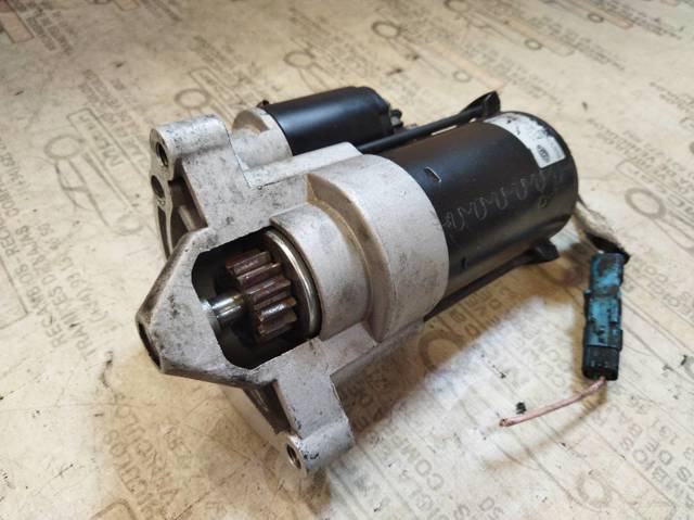 8EA011610451 Motor de arranque  disponible Málaga