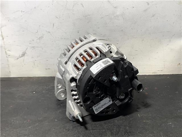 8EL011710311 VAG Alternador  disponible Ourense