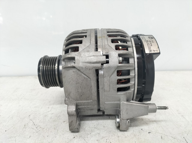 8EL011710791 VAG Alternador comprar Bilbao