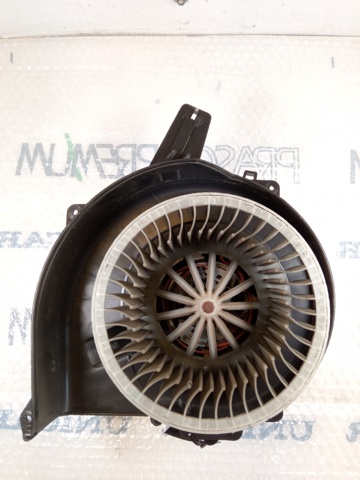 8EW009157111 VAG Motor del ventilador del calefactor  comprar en Lleida