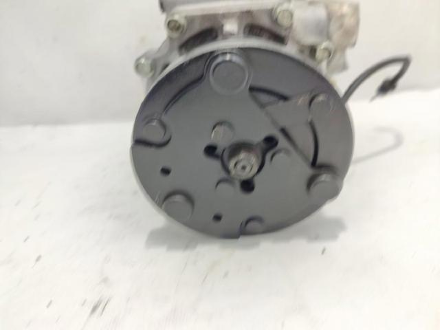 8FK351113811 FORD Compresor de aire acondicionado  disponible Ourense