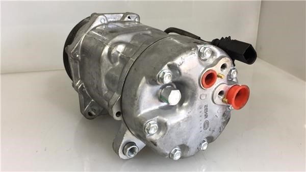8FK351125751 Compresor de aire acondicionado  en stock Sabadell