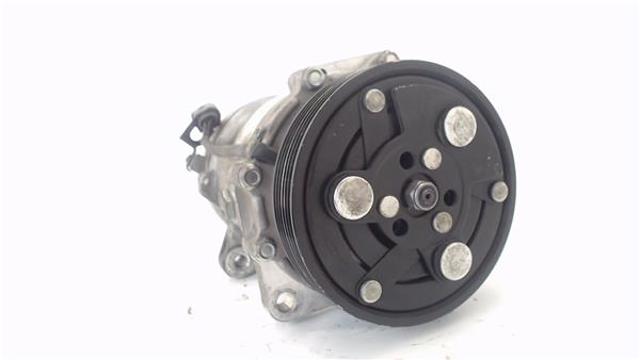 8FK351125751 VAG Compresor de aire acondicionado  en stock Córdoba