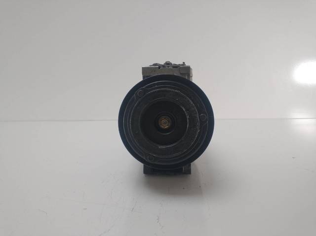 8FK351175511 MERCEDES Compresor de aire acondicionado  en stock Córdoba