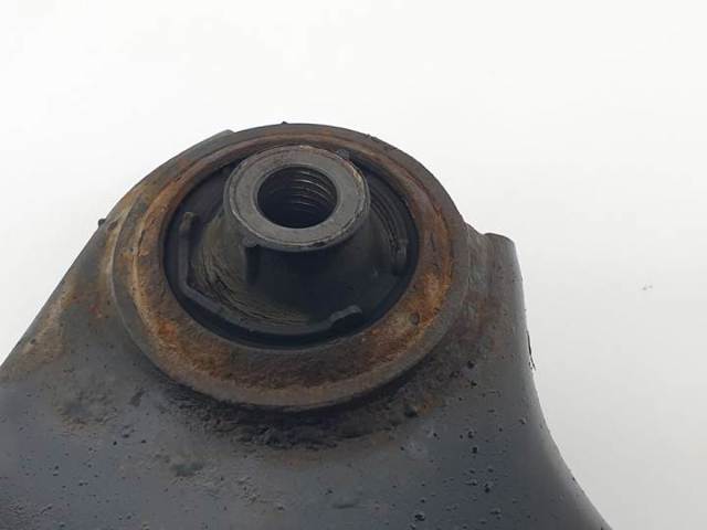 VOLVO 8G9N3A053A Brazo inferior izquierdo de la suspensión delantera comprar Pamplona