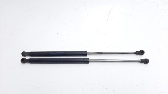 8H2216E610AA Land Rover