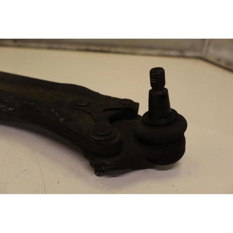 VAG 8J0407151D Brazo inferior izquierdo/derecho de suspensión delantera  disponible España