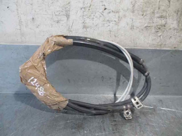 Cable de freno de mano trasero derecho 8J0609722E VAG