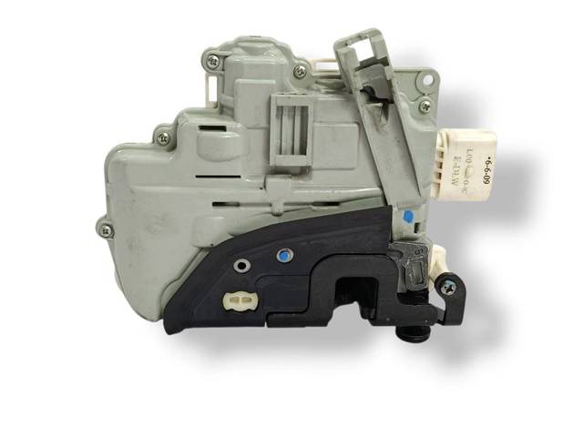 8J1837015A VAG Cerradura de puerta delantera izquierda  comprar en Oviedo