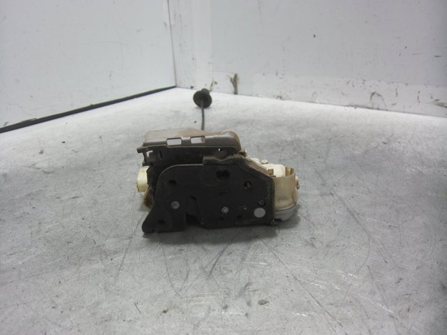 8J1837015A PORSCHE Cerradura comprar Alcalá
