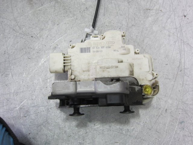 PORSCHE 8J1837015A Cerradura de puerta delantera izquierda  comprar en Ponferrada