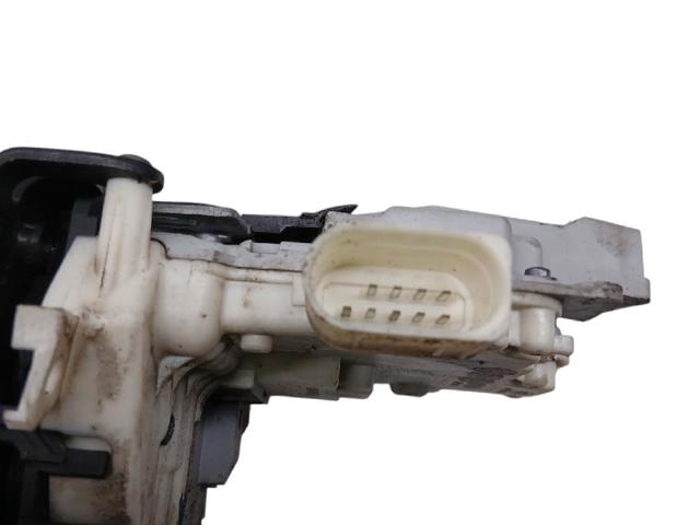 8J1837015A Cerradura de puerta delantera izquierda  disponible Utrera