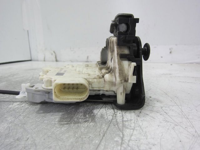 PORSCHE 8J1837015A Cerradura de puerta delantera izquierda  disponible Lugo