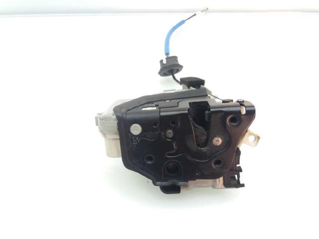 8J1837015E VAG Cerradura de puerta delantera izquierda  disponible Ourense