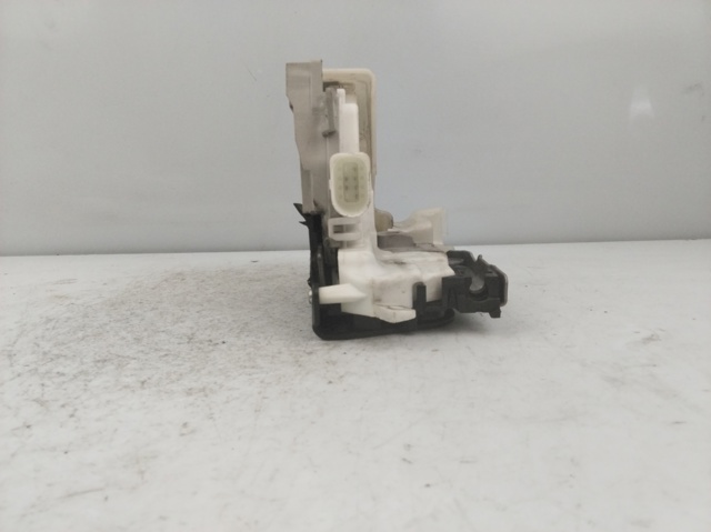 VAG 8J1837015F Cerradura comprar Barcelona