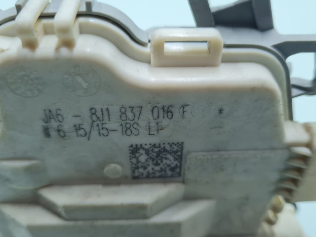8J1837016 Cerradura de puerta delantera derecha  disponible Burgos