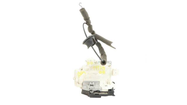 VAG 8J1837016 Cerradura de puerta delantera derecha  en stock Salamanca