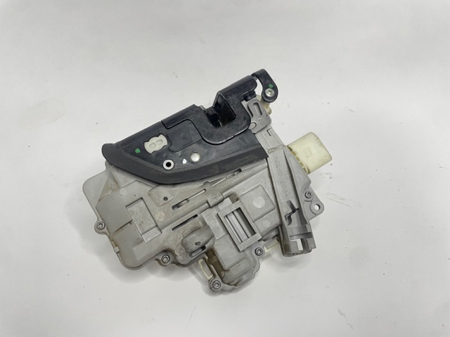 VAG 8J1837016A Cerradura de puerta delantera derecha comprar Barcelona