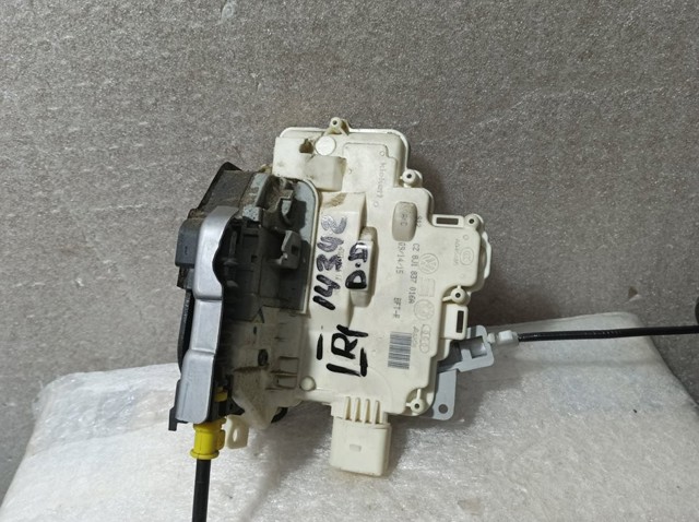 8J1837016A Cerradura de puerta delantera derecha comprar Almería