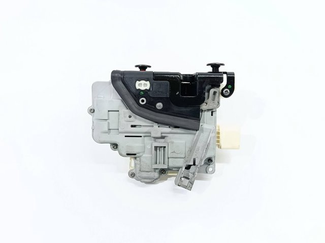 8J1837016A Cerradura de puerta delantera derecha  comprar en Reus