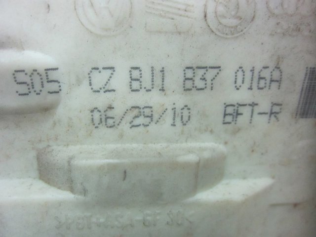 8J1837016A PORSCHE Cerradura de puerta delantera derecha comprar Bilbao