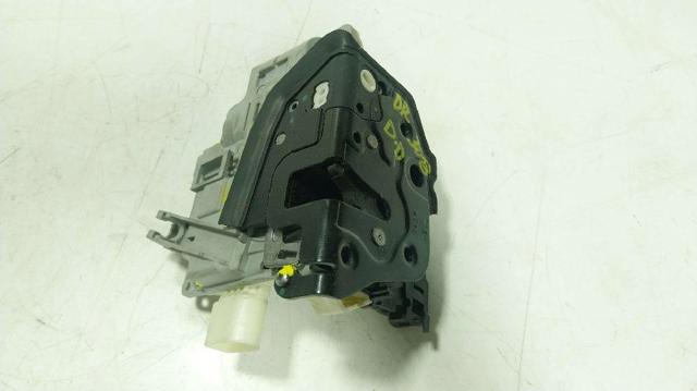 8J1837016A Cerradura de puerta delantera derecha comprar Girona