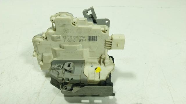 8J1837016A Cerradura de puerta delantera derecha  comprar en Reus