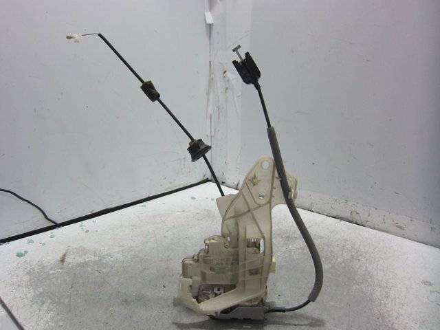 PORSCHE 8J1837016A Cerradura de puerta delantera derecha  en stock Valencia