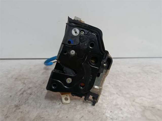 8J1837016D Cerradura de puerta delantera derecha  comprar en Pontevedra