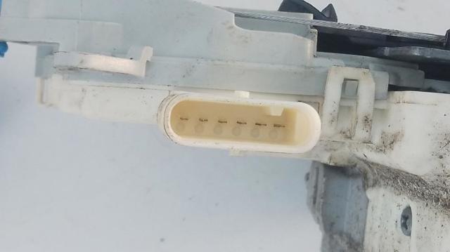VAG 8J1837016D Cerradura de puerta delantera derecha  disponible Lugo