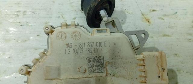8J1837016E Cerradura de puerta delantera derecha  disponible Utrera