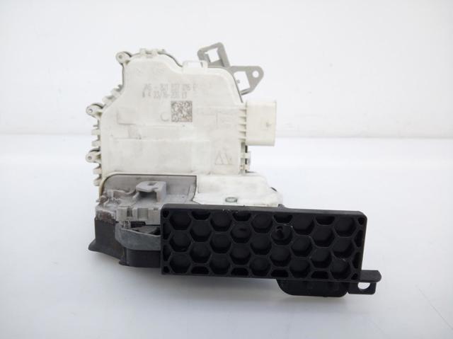 8J1837016E PORSCHE Cerradura de puerta delantera derecha  disponible Alicante
