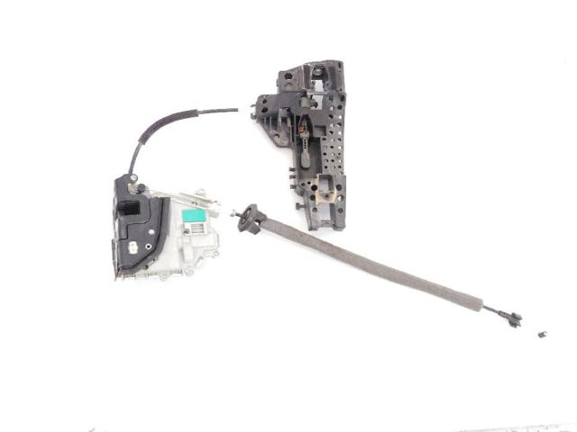 8J1837016F VAG Cerradura de puerta delantera derecha  en stock Córdoba