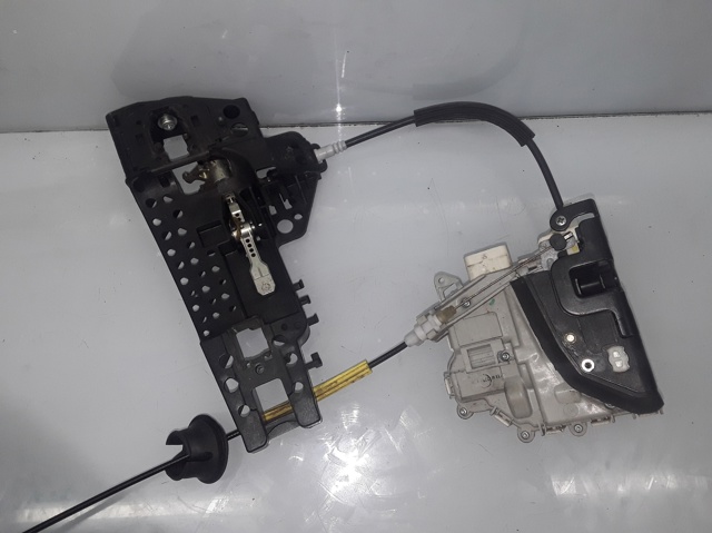 8J2837015C VAG